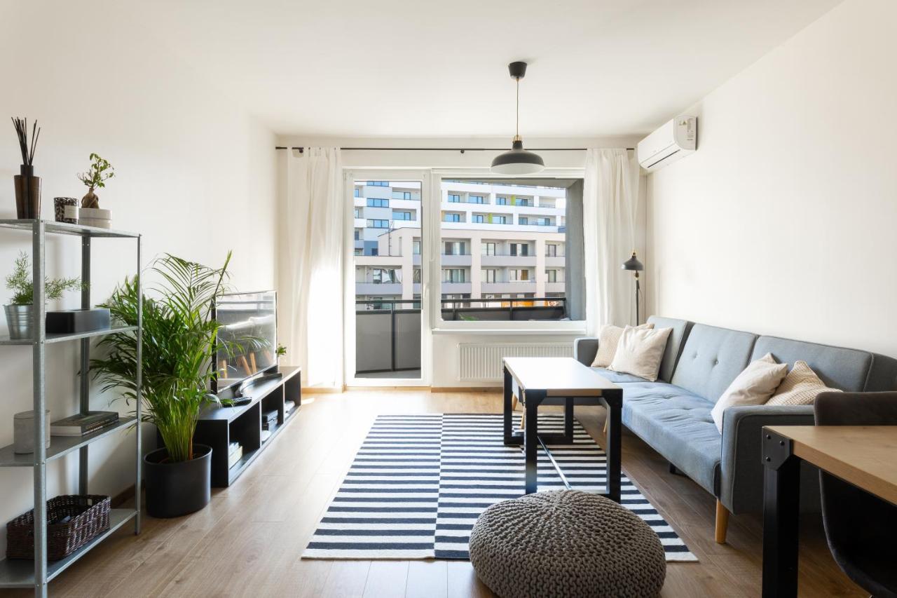 Quiet & Cozy Apartment Old Town - Free Underground Parking 科希策 外观 照片